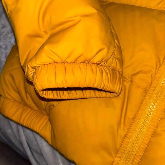The North Face Kids Yellow Puffer Jacket - Picture 5 of 6